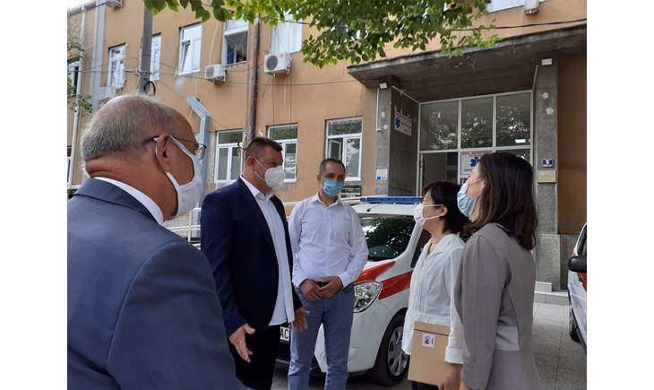 Itnapomosvozilasitezaedno fin