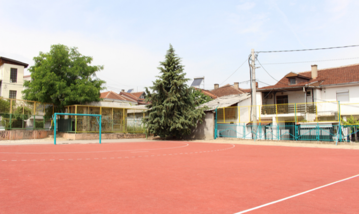 Ново ракометно игралиште од DRӒXLMAIER за основното училиште „Тоде Хаџи – Тефов“ во Кавадарци