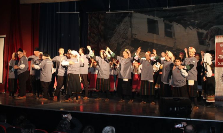 Фолклорен фестивал за лица со попреченост „Фатени за раце го менуваме светот“ во Кавадарци