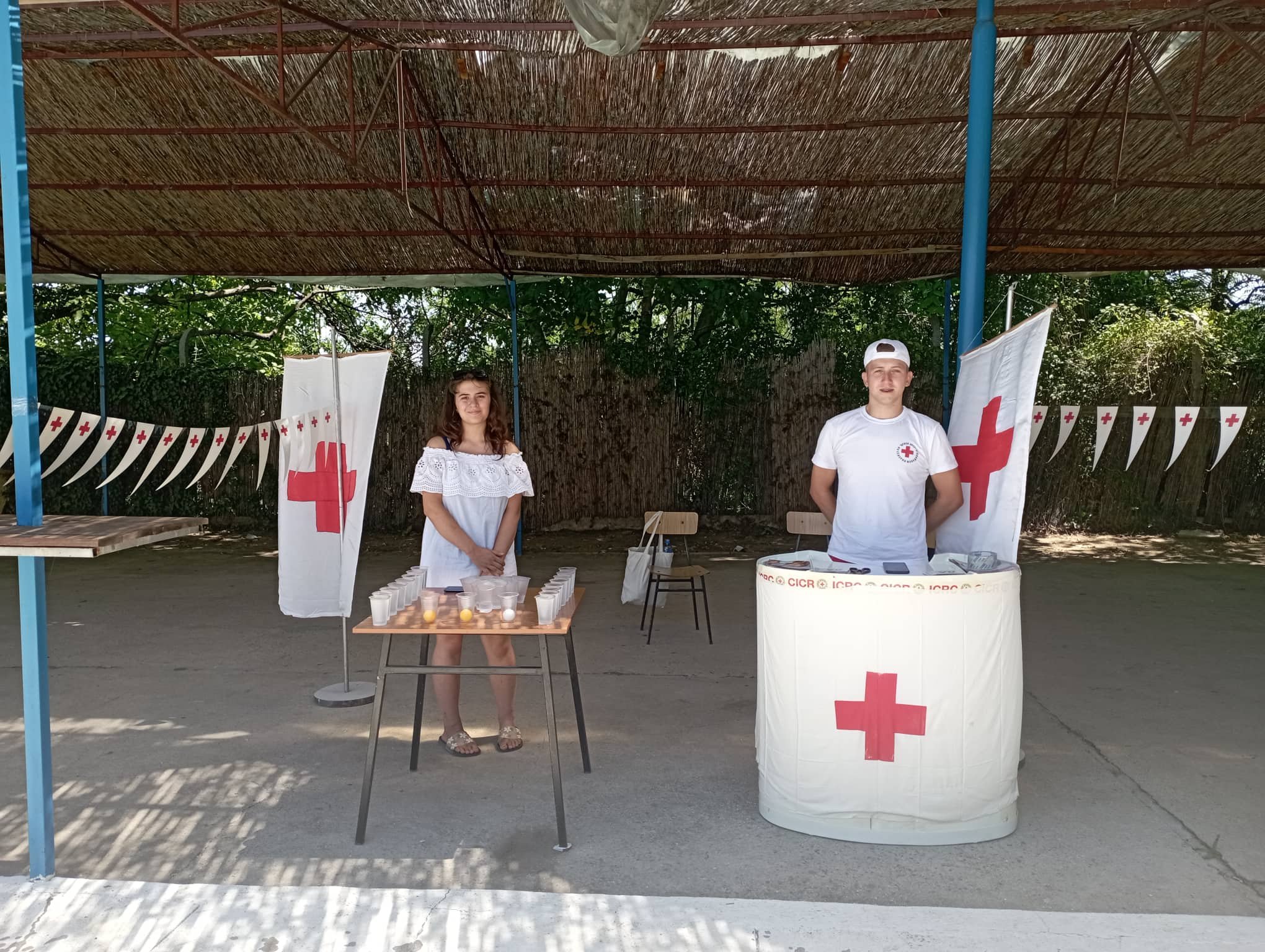 Велешки Црвен крст со промотивни активности на Градски базен