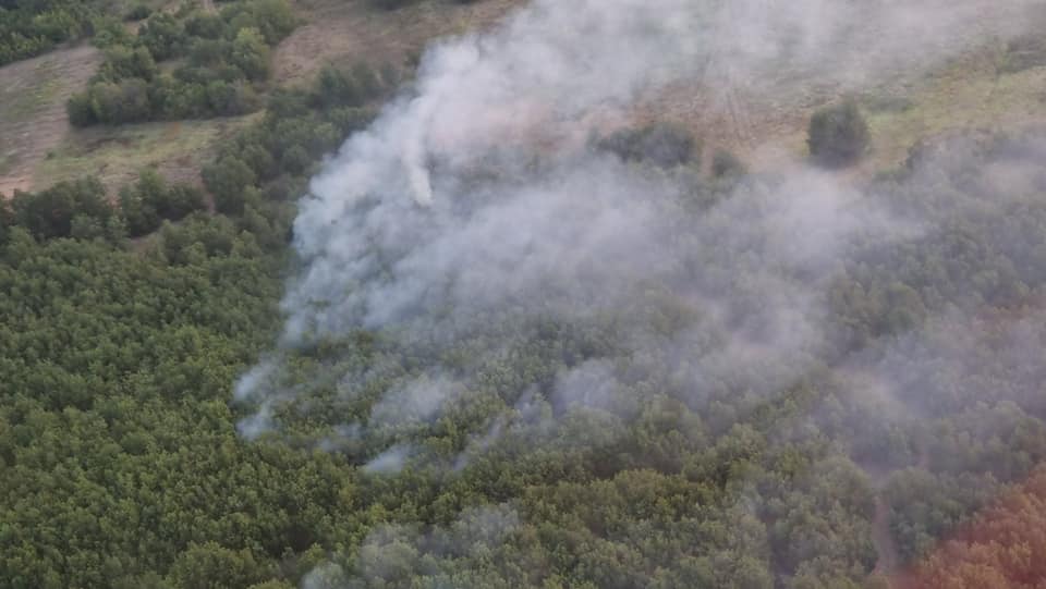 Три активни пожари утрово, најголемиот е на Криволак (видео)