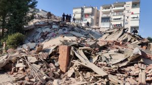 Земјотрес од 7,8 степени на југот на Турција, троцифрен број на жртви (ВИДЕО)