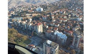 Две паралелки со ученици помалку од почетокот до половина учебна 2022/23 година во Велес, поради заминување во странство