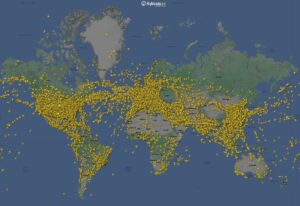 Flight Radar собори рекорд: Погледнете колку авиони имаше на небото пред една недела