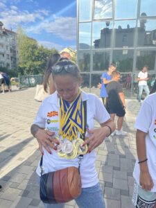 Кајакарите на ККК„Гемиџии 903“ од меѓународен натпревар во Босна и Херцеговина се вратија во Велес со 13 освоени медали (фото)