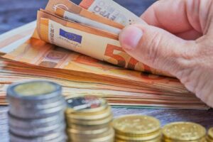 Курсна листа на НБРСМ: Kолку чини евро, долар, фунта?