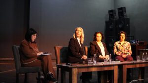 Во Киноверзум Велес настан на тема: „Емоционална интелигенција и комуникација во семејството“ (видео) DSC09861