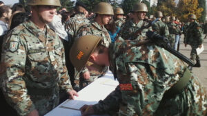 Свечена заклетва на професионални војници во касарната „Алексо Демниевски Бауман“ во Велес во петок, 16 јануари potpisfin