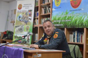 Промовиран Прирачник „Ориентација во природа“ од м-р Ангелче Гушев 28cf4c4ed63f9bef83beb1f5ece24ea71fbe0398c5866a07c2f11b9ec3a8adfb