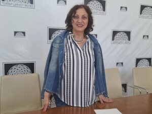 Актерката Слободанка Чичевска одбележува 45 години од првата одиграна улога и 40 години професионална работа во велешки Театар (фото) 20261002_113219