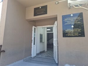 Лишен од слобода велешанец кај кого била пронајдена бела прашкаста материја, ја голтнал при службен претрес SVR Veles - Otvorena vlezna vrata