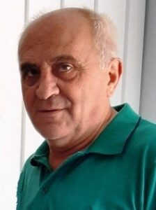 Издумани Крлевизми: „Непоткованите галопираат кон политиката“ КРЛЕ